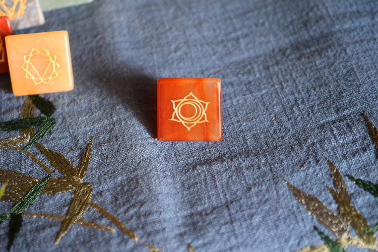 Pierres Chakras Pyramides – Image 5