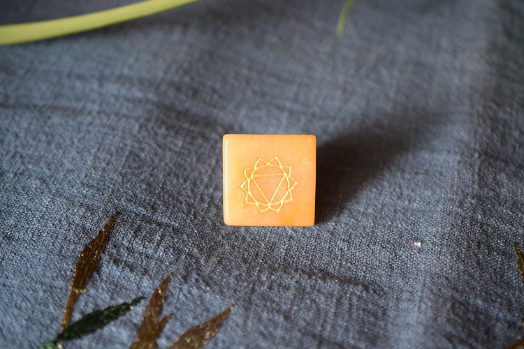 Pierres Chakras Pyramides – Image 7